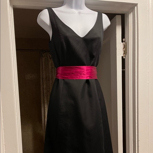 J. Crew Timeless Black V Neck Dress Size 2 - Picture 1 of 7